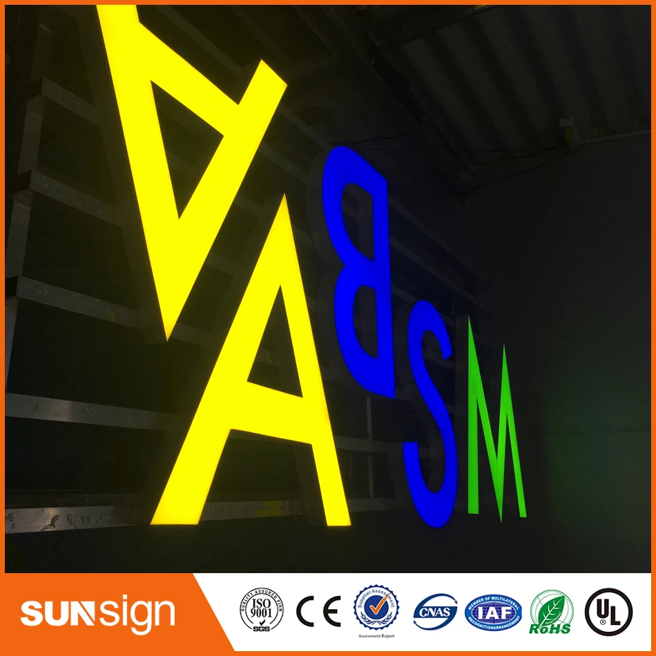 Нет границы рекламные буквы канала