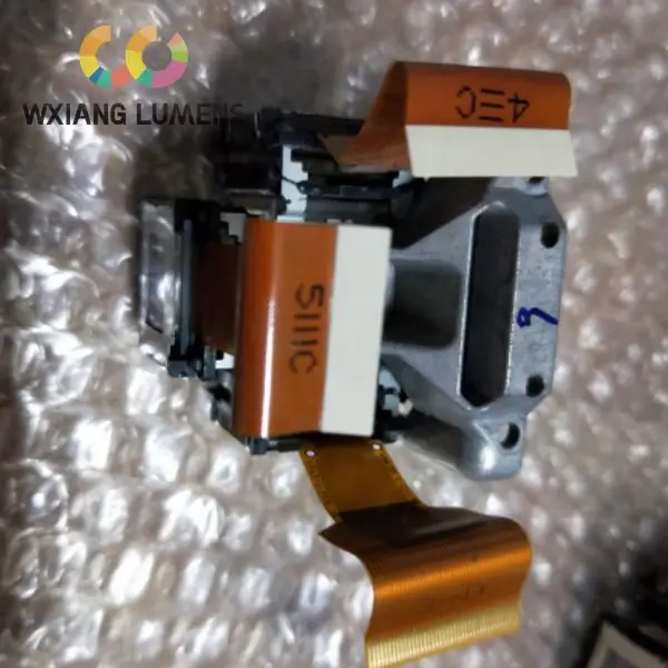 Proiettore LCD Prism Assy Wholeset Block unità ottica LCX111/LCX124 misura per Hitachi cp-x3042wn