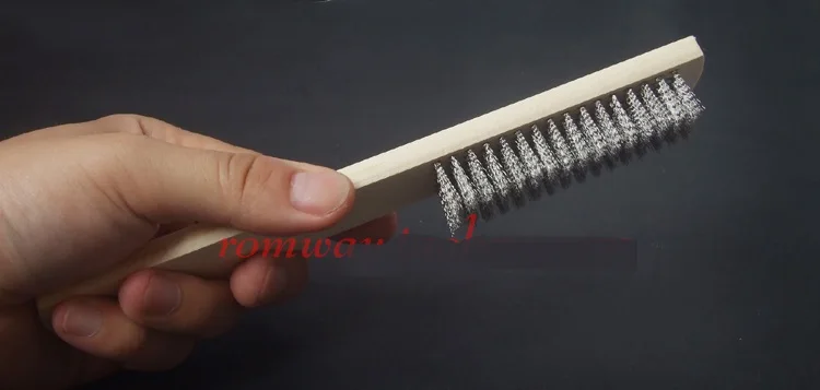 Brosse en fil d'acier de qualité supérieure en laine fine pour l'élimination de la rouille et des saletés tenaces sur les surfaces d'objets NO.D0912
