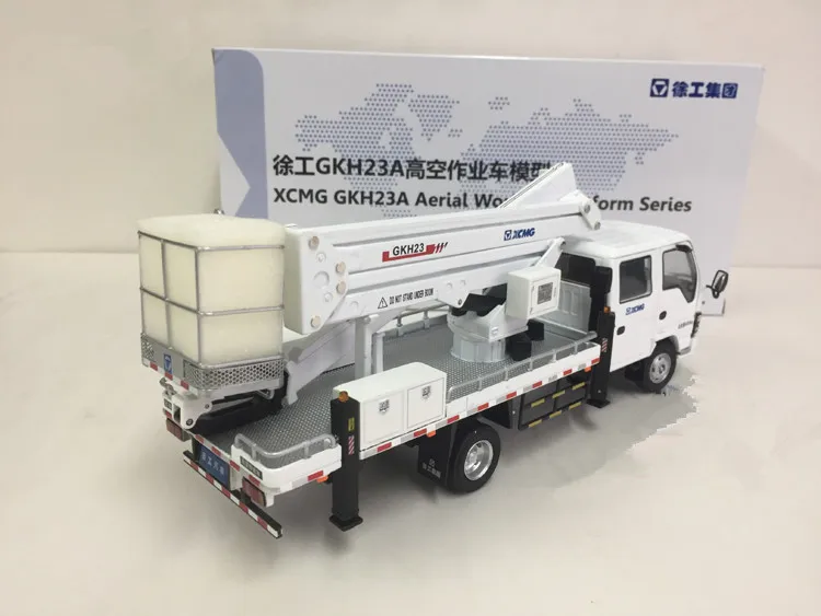 Collectible Alloy Model Toy Gift 1:35 Scale XCMG GKH23A Aerial Working Platform ISUZU Truck Vehicle DieCast Toy Model Display