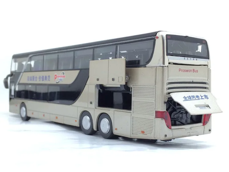 Vendita modello di autobus pull back in lega 1:32 di alta qualità, autobus turistico doppio ad alta imitazione, veicolo giocattolo flash, spedizione
