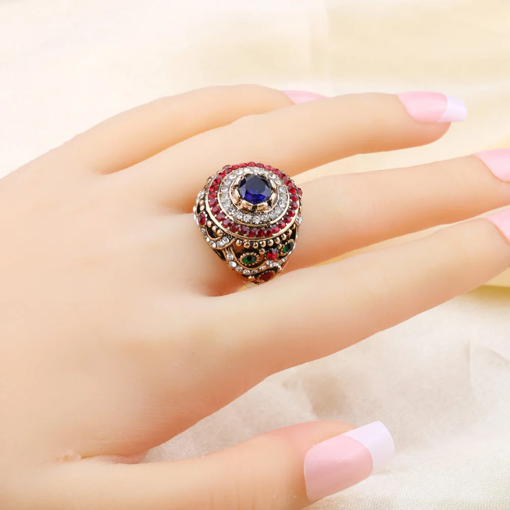 Kinel New Arrival Dubai Gold Antique Ring For Women Bohemian Blue Resin Inlay Crystal Punk King Ring Vintage Jewelry