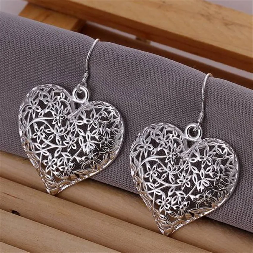 

Retro beautiful heart LOVE silver color earrings fashion jewelry hot selling high quality accessories free shipping