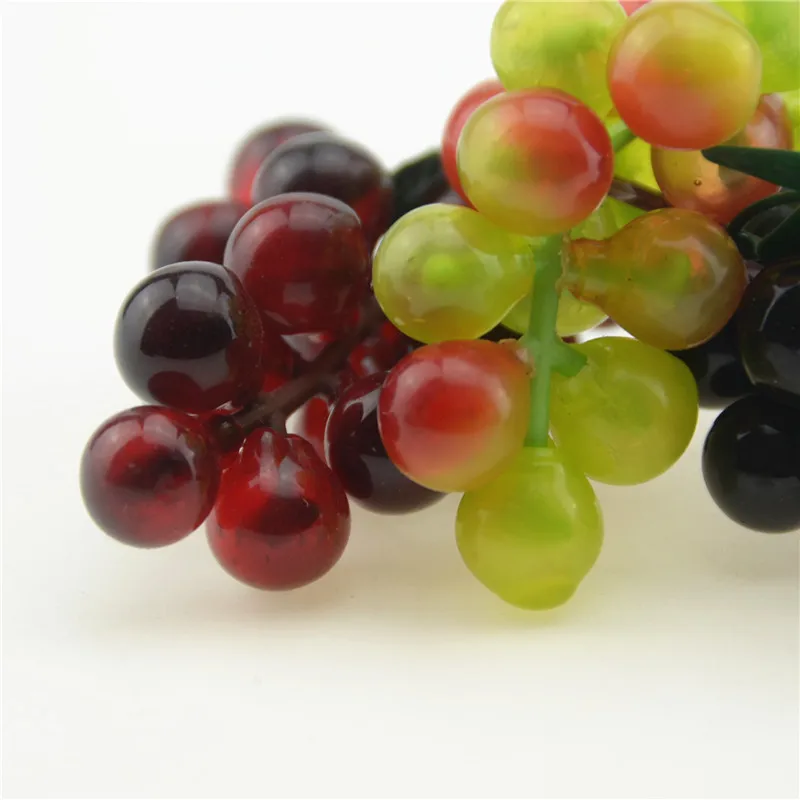 3pcs/lot Artificial Fruit Grapes Plastic Fake Decorative Fruit Lifelike Home Wedding Party Garden Decor Mini Simulation Fruit