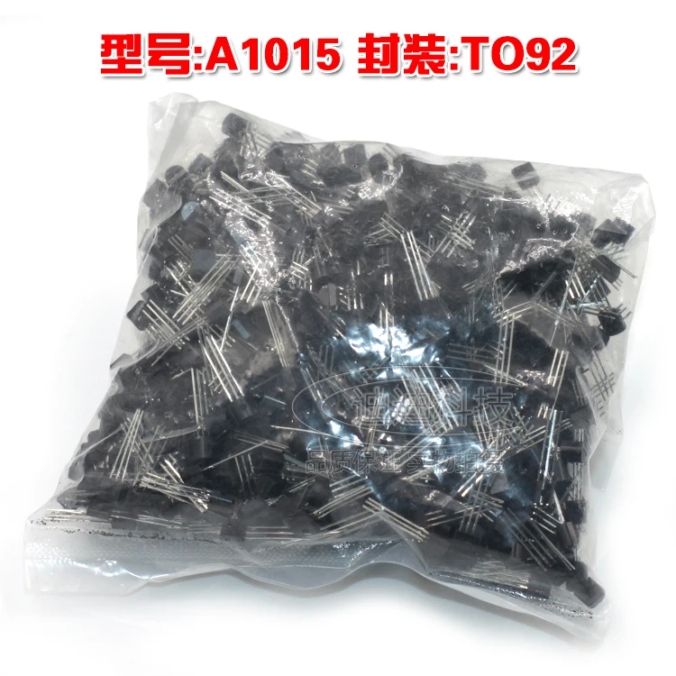 ترانزستور صوت جديد A1015 TO92 PNP مخرج 50 فولت 0.15A 1015 to92 مستقيم