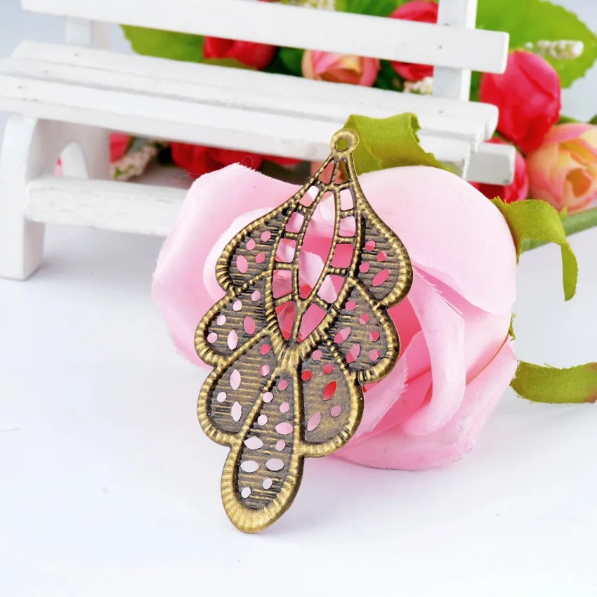 MIAOCHI 5Pcs Antique Bronze Filigree Leaf Pendants/ Connectors Metal Crafts Gift Decoration DIY Findings 7.8x4.3cm F0330