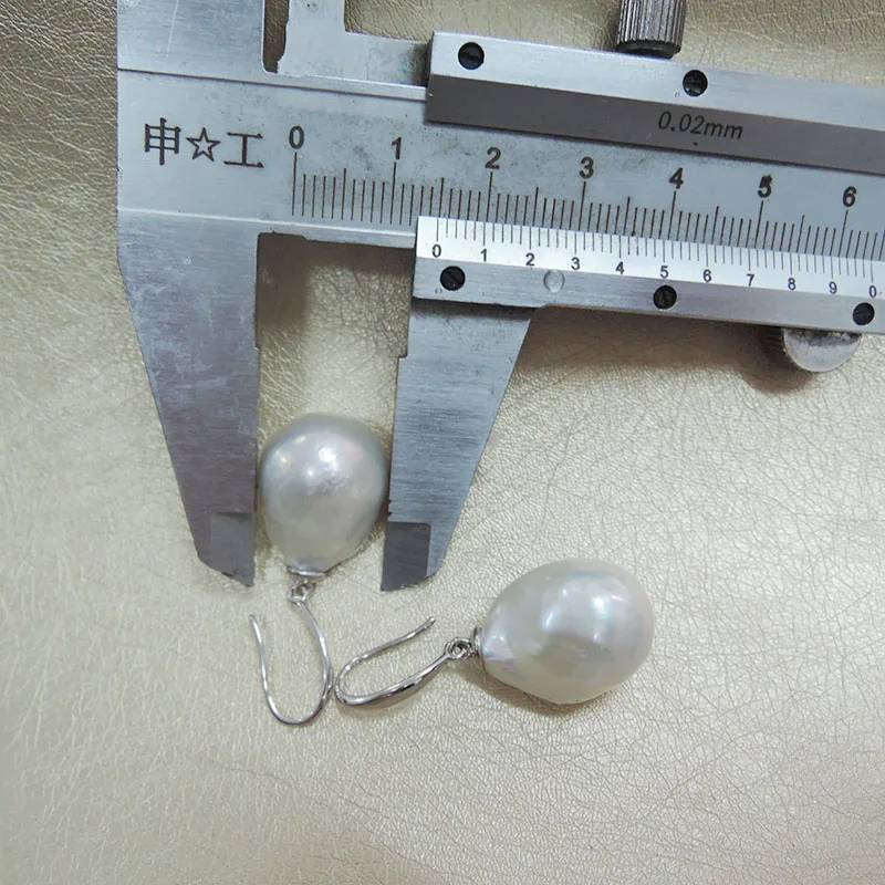 100% nature freshwater pearl earring with 925 silver hook,AAA baroque Pearl,diameter 14-16 mm big baroque pearl,with display box