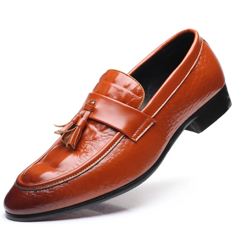 QFFAZ New Fashion Tassel Men Moccasins Shoes PU Leather Casual Loafers Slip On Outdoor Oxford Driving Shoes Spring Autumn