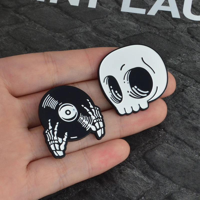 Skeleton Record Hands Pin DJ Hands skull Pin as gift People who are obsessed with music rhythm Halloween decoration