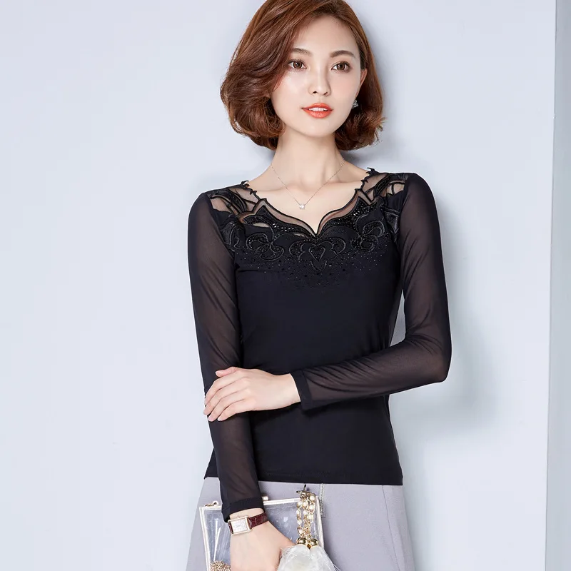 New Korean Women T-shirt Spring Autumn Thin Slim Long Sleeve V Collar Tops Female Lady Lace Elegant Casual Fashion Clothes H9018