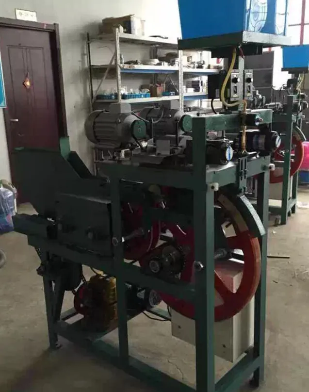 UDMQ-1Automatic القطن آلة إنتاج مسحة/مسحة القطن ماكينة