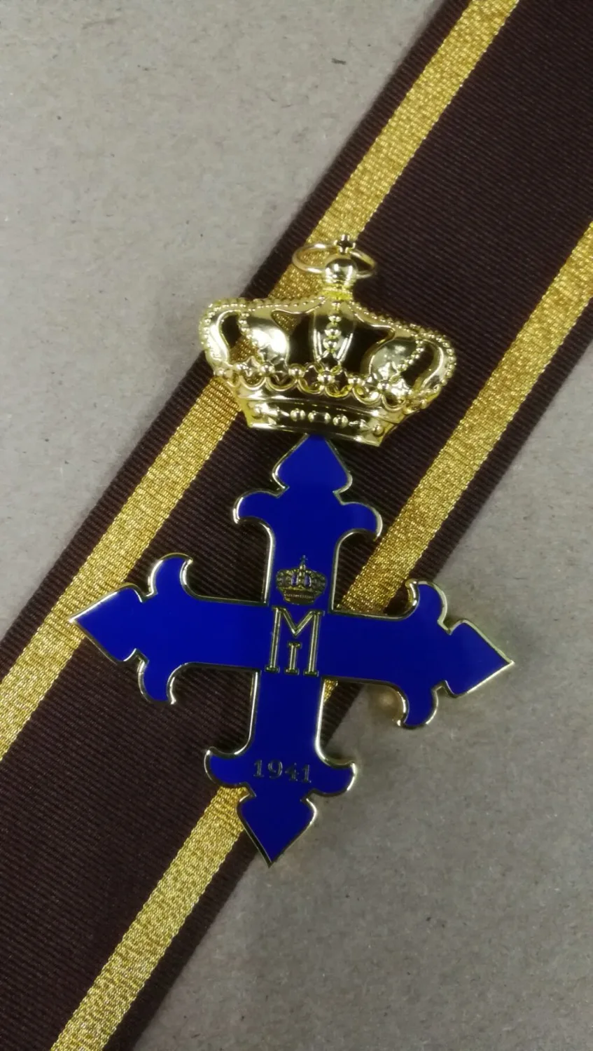 EMD Romanian Order of Michael the Brave 2nd Class Commander\'s Cross1