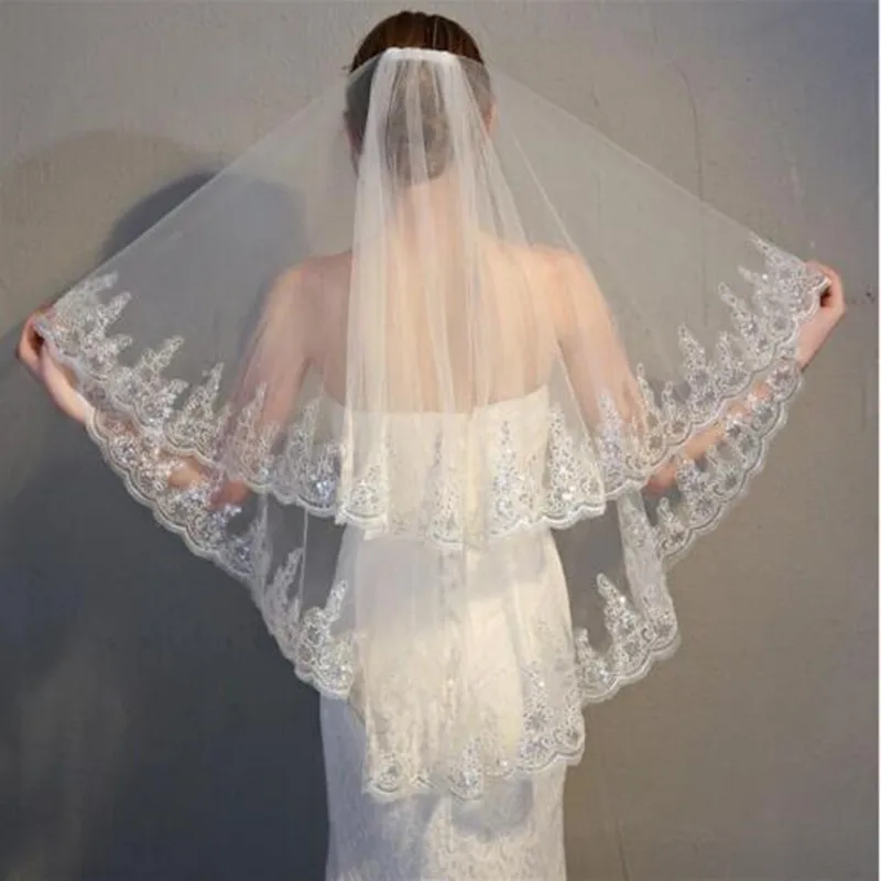 Real Pictuer New In Stock Ivory White Two-Layer Short Length Lace Applique Sequins Wedding Veil Accessory With Comb Bridal Veils