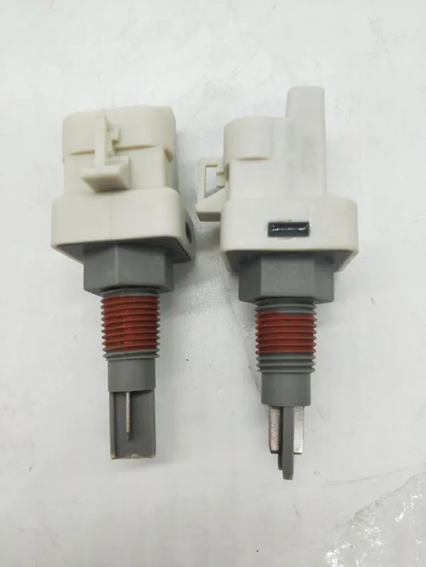 Coolant level sensor 2872769