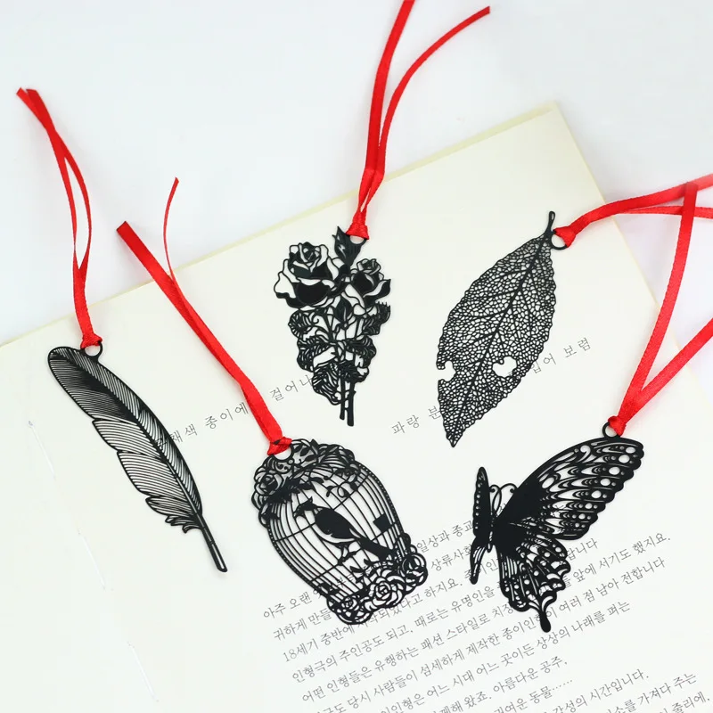 1pcs Retro Black Metal Bookmarks for Books Feather Leaf Bird Rose Butterfly Unique Reading Gift Office School A6521