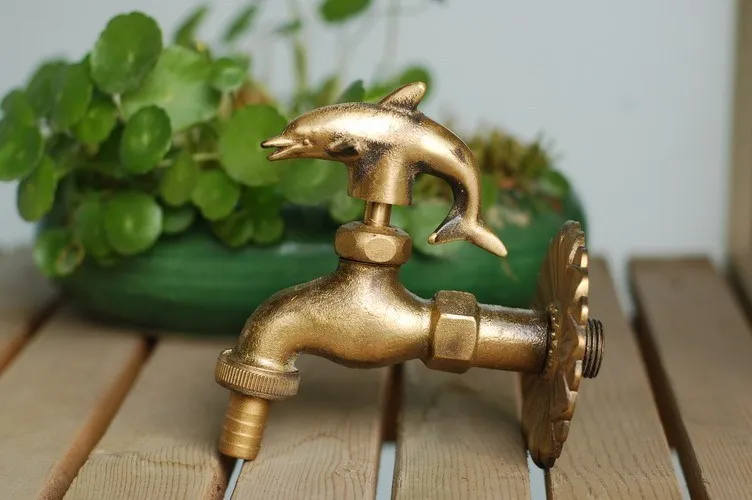 

Full brass animal faucet garden faucet antique faucet antique faucet Dolphin