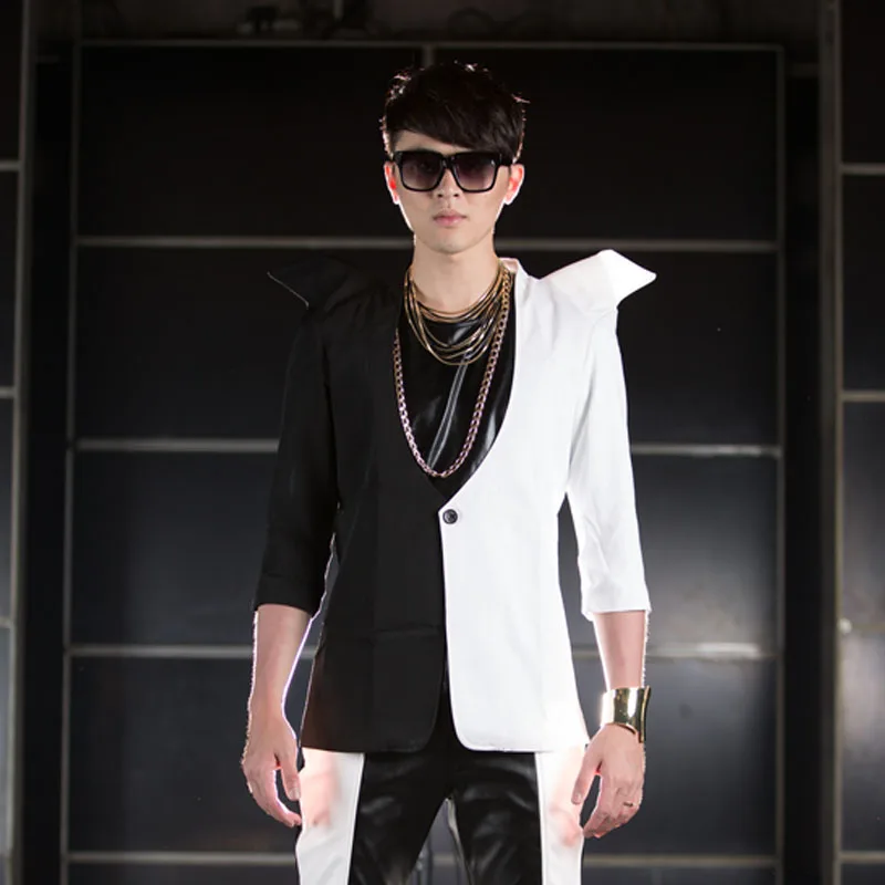 

2021 New Men's Clothing Dj Fashion Personality Black White Split Joint Suit Jacket Coats Men Plus Size Stage Singer Costumes