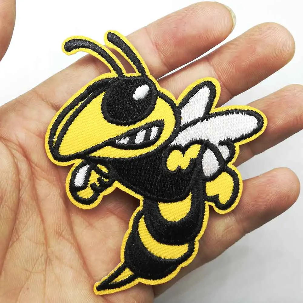 Angry Bee Honeybee Animal Cartoon Iron On Embroidered Clothes Patches For Clothing Stickers Garment Wholesale