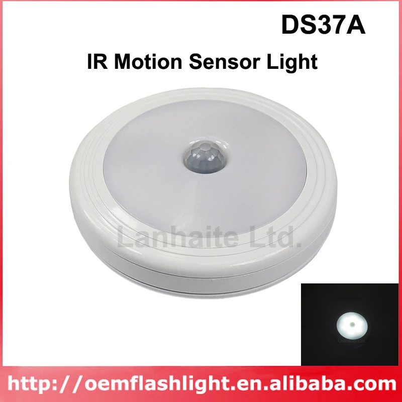 DS37A 6 x Witte LED Wall Mount IR Motion Sensor Light-Wit (3 xAAA)