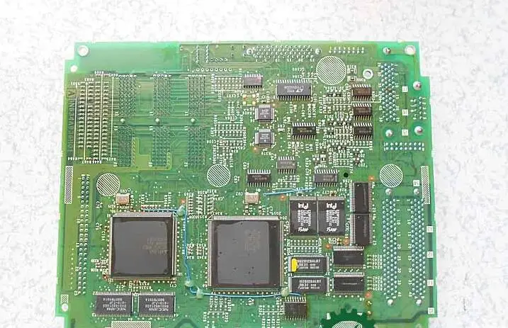 Used in good condition board HR113