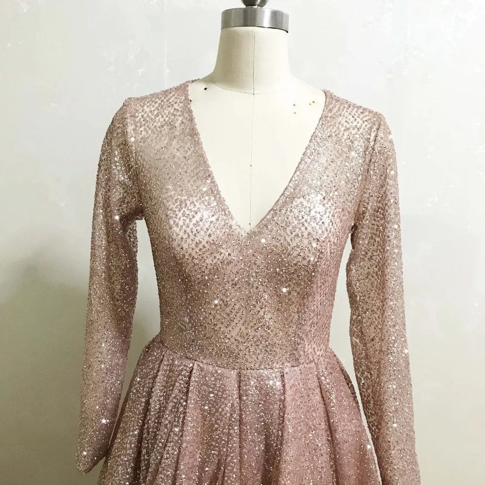 Vestido de graduación plisado de manga larga con cuello en V, tela brillante, oro rosa, más vendido