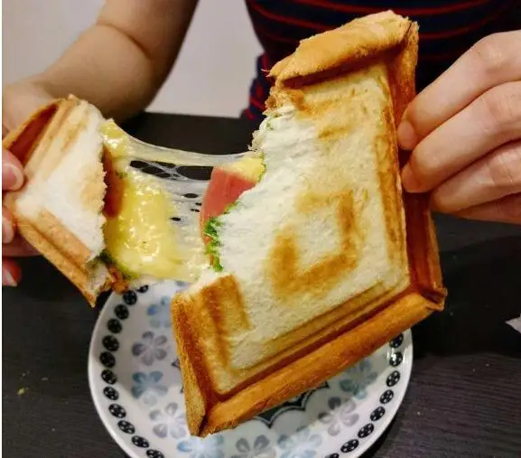 التجارية مزدوجة رئيس الساخن الضغط نخب ساندويتش آلة الإفطار ساندويتش صانع