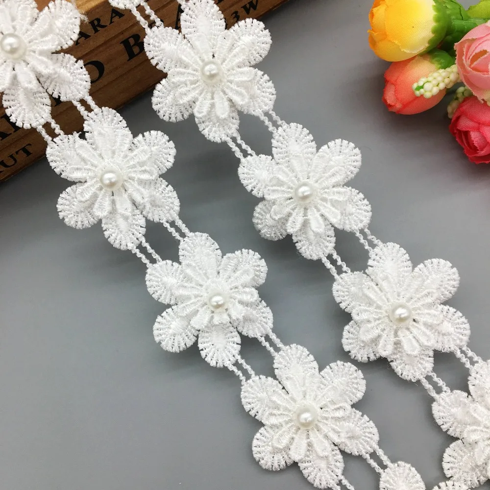 20x Vintage Bianco 3D Fiocco di Neve Della Perla Del Merletto Trim Nastro di Tessuto Applique Da Cucire Patch FAI DA TE Della Fascia Abito Da Sposa