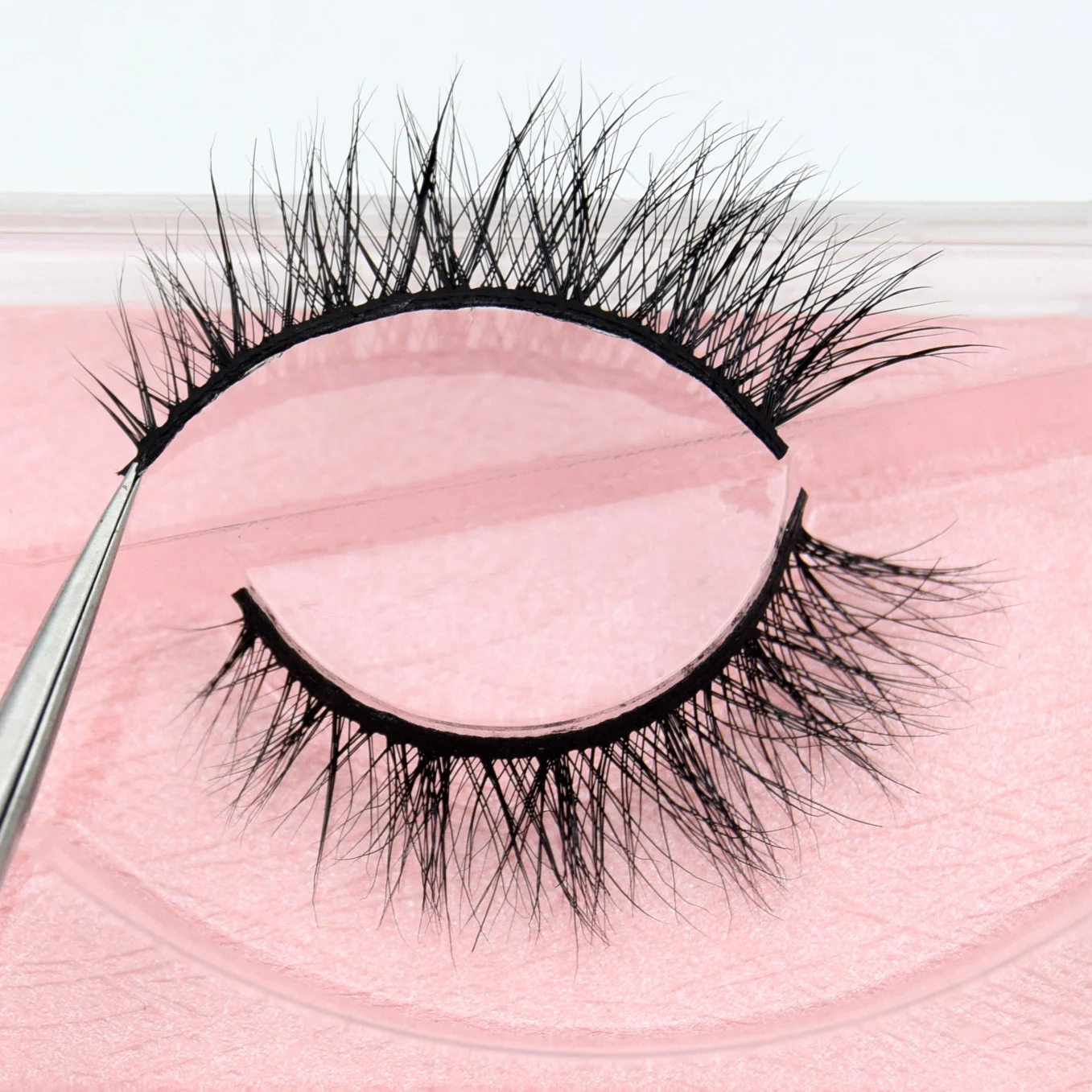 Visofree Eyelashes 3D Mink Lashes Natural Handmade Volume Soft Lashes Long Eyelash Extension Real Mink Eyelash for Makeup M51