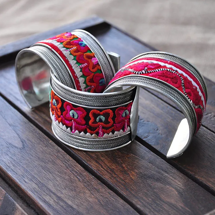 Vintage embroidery Bangle National Chinese handmade ethnic bracelet Miao silver plated embroidered cotton cuff Open wide bangle