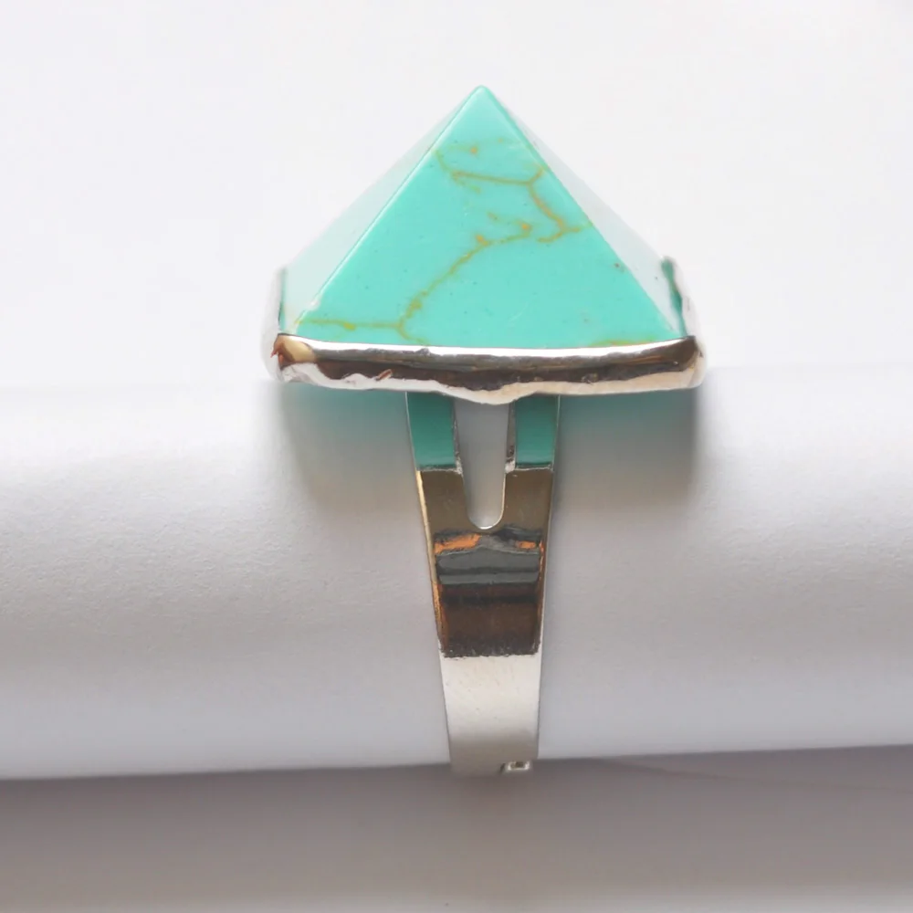 Size 9 Adjustable Green Turquoise GEM Stone Inlay Pyramid Finger Ring Jewelry 1PCS X034