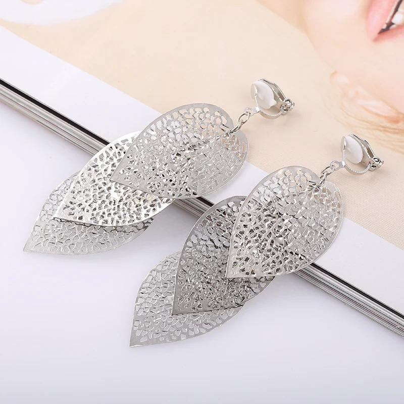 Grace Jun 4 Colors Choose Big 3 Leaf Clip on Earrings Without Piercing for Female Party Fashion Luxury Statement Earrings New