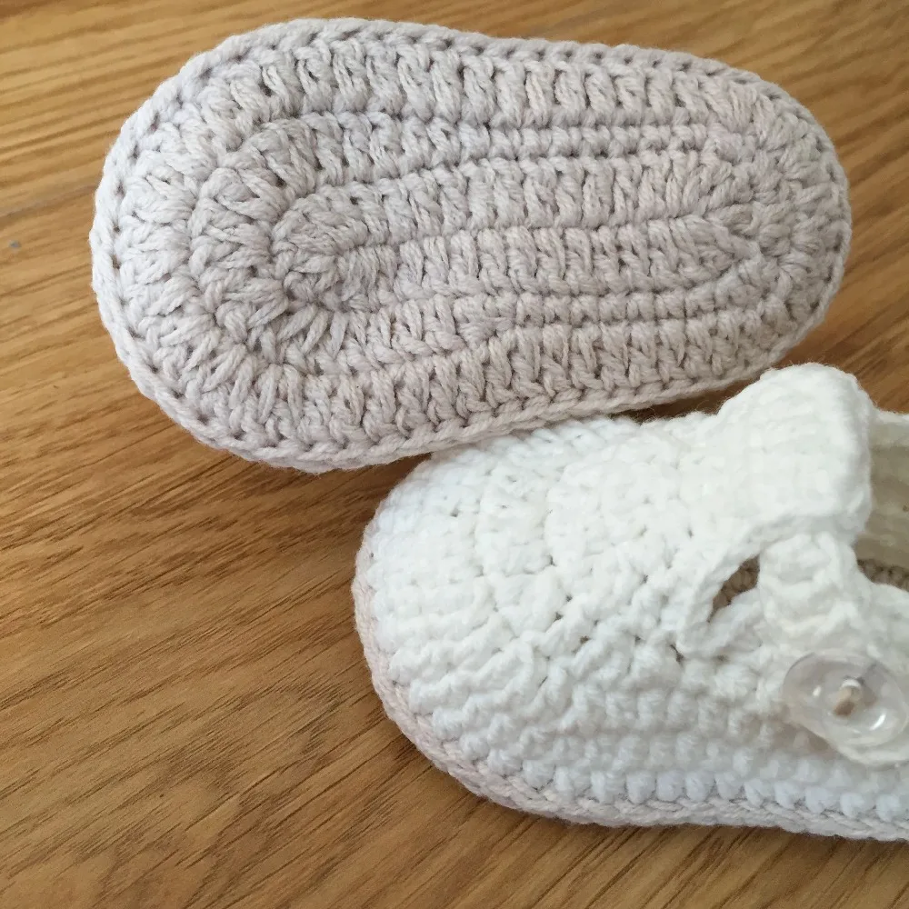 QYFLYXUE livraison gratuite, sandales pour bébé à crochet, chaussure unique à caractère individuel à boucle