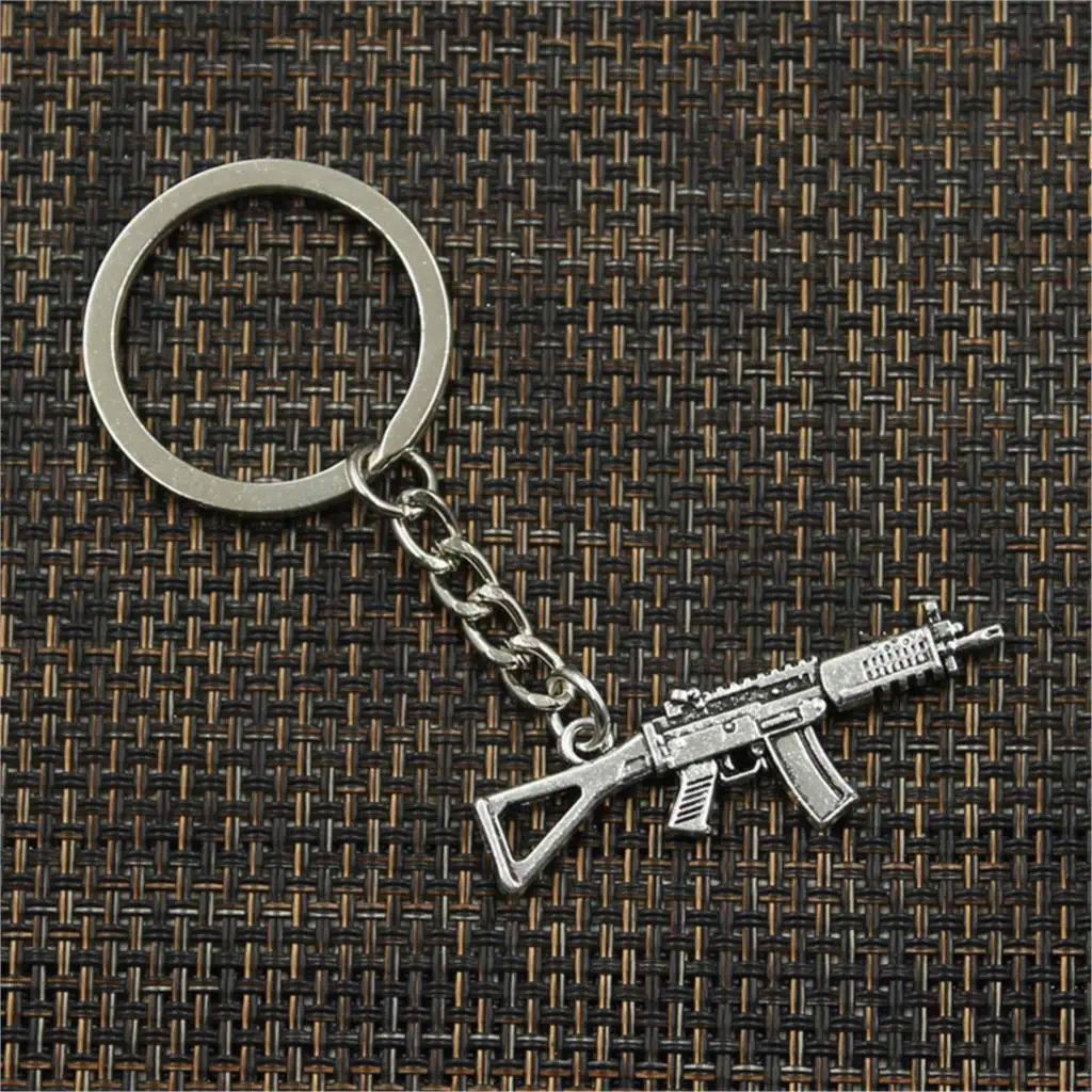 Fashion Machine Gun Assault Rifle 45x13mm Pendant 30mm Key Ring Chain Silver Color Men Car Gift Souvenirs Keychain Dropshipping