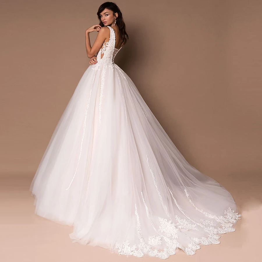 Sexy V-neck Sleeveless Wedding Dresses Vestidos De Novia Customized Design Beading Applique Ball Gown Bridal Dress