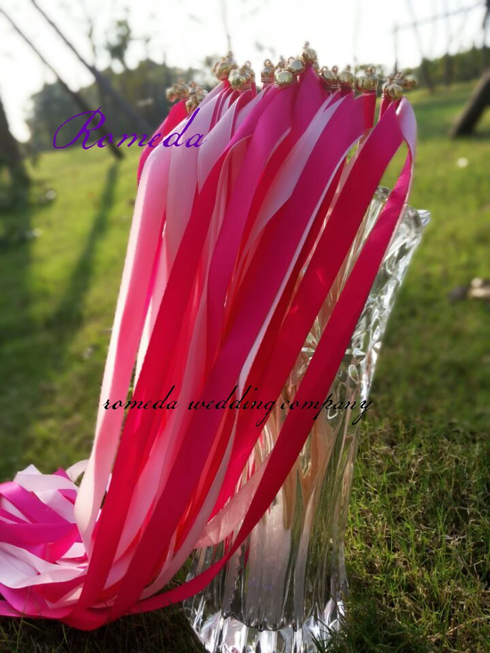 FREE SHIPPING--(50Pieces/Lot) fushia and pink ribbon wedding wands with gold bell Wedding Ribbon Stick,ribbon Twirling Streamers