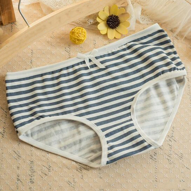 Fashion Soft Cotton Stripes Panties Bowknot Cute Underwear Women Panties Briefs Good Quality Soft Comfy Underwear Candy Color