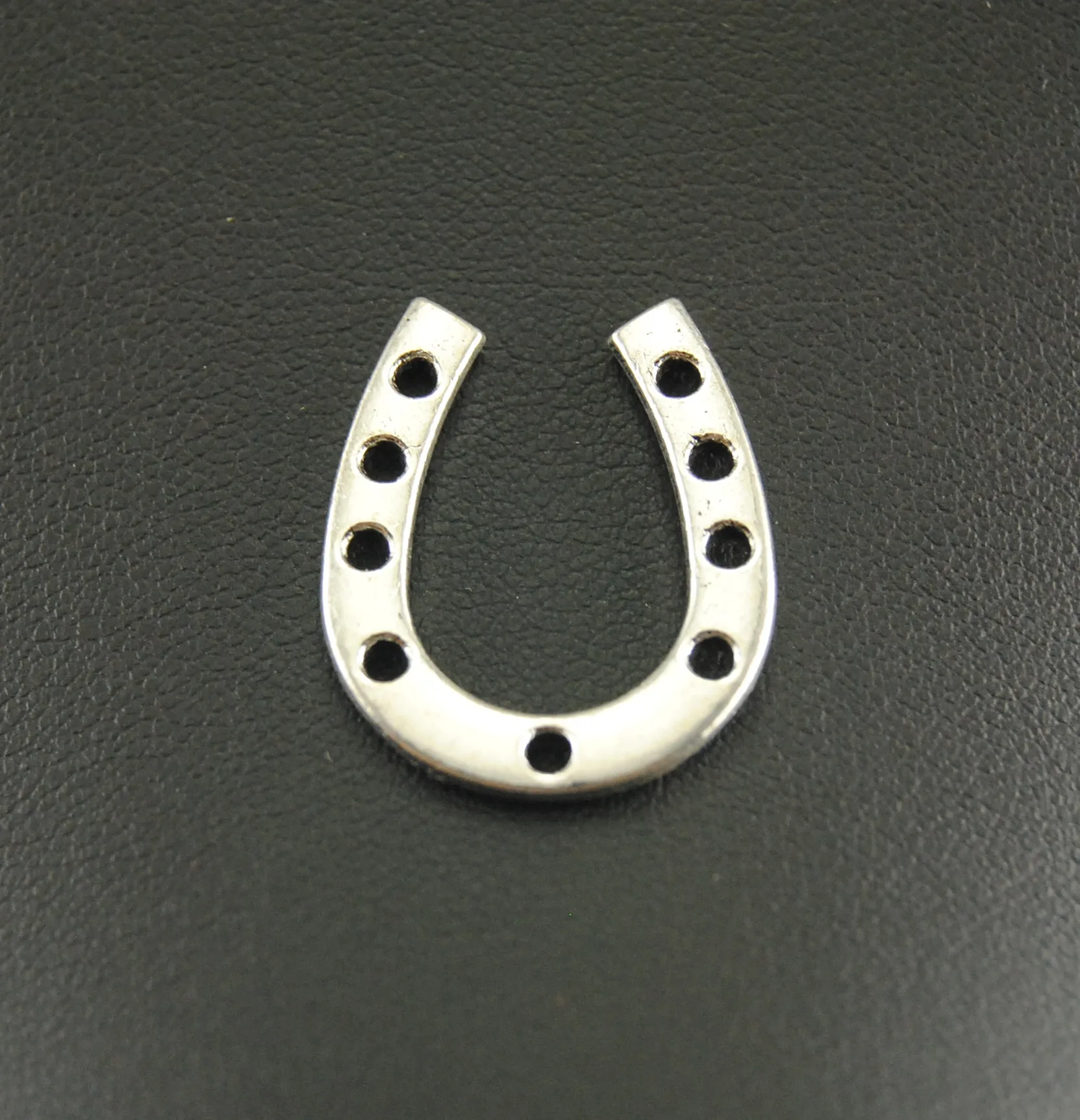 5pcs 24x20mm  Silver Color Luck Horseshoe Charm Pendants for Jewelry Making DIY Handmade Craft A822