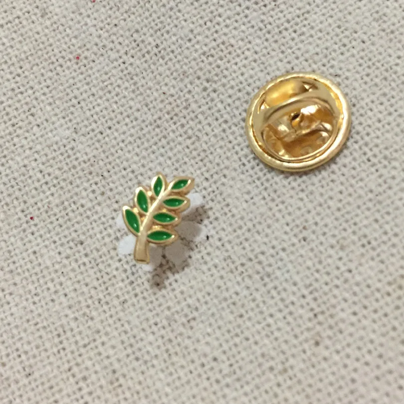 10pcs Freemason Lapel Pin Akasha Leaf Gift for Fellow Green Enamel Pins Badge Brooches Acacia Sprig Masonic regalia Metal Craft