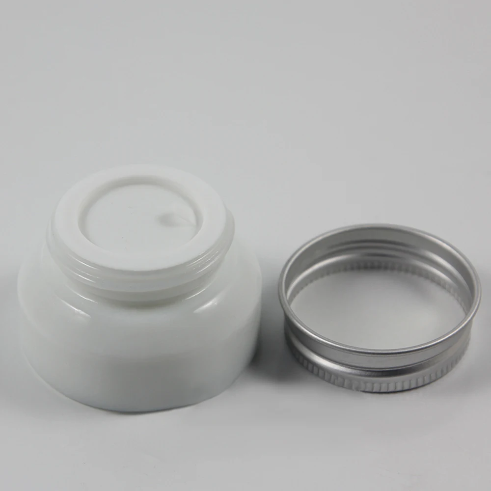 30pcs 15g white glass cream jar with matte silver aluminum lid, empty 15g glass cosmetic jar for sample ,15g mini glass bottle