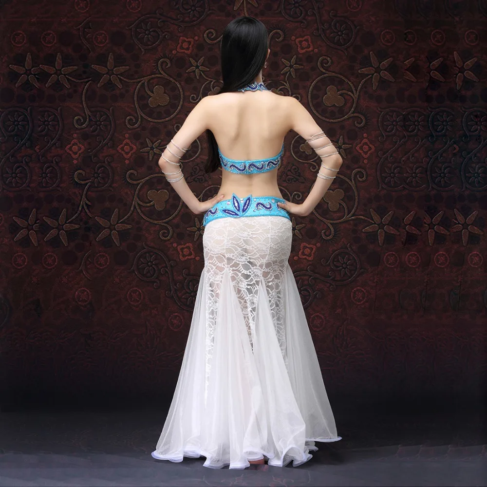 Stage Performance 2018 Belly Dancing Clothes Oriental Dance Outfits Sexy Lace Belly Dance Beaded Costume Set Bra Belt Skirts