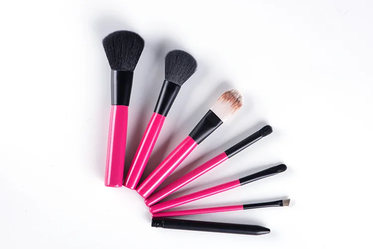 7Pcs/Set Black /Pink Multi-function Professional  Makeup Brushes Set   With Tin Box  Fashion Beauty Art