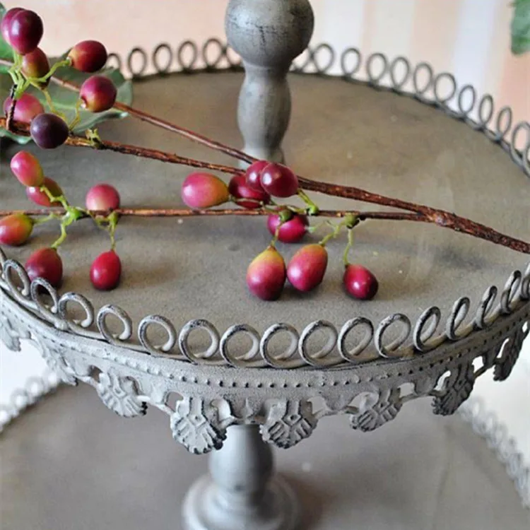 Wholesale American country to do the old wrought iron floor plate fruit cake plate