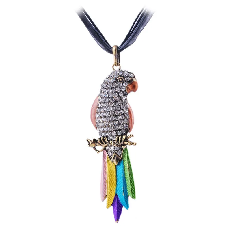 Elegant Women Crystal Parrot Pendant Alloy Necklace Long Chain Jewelry