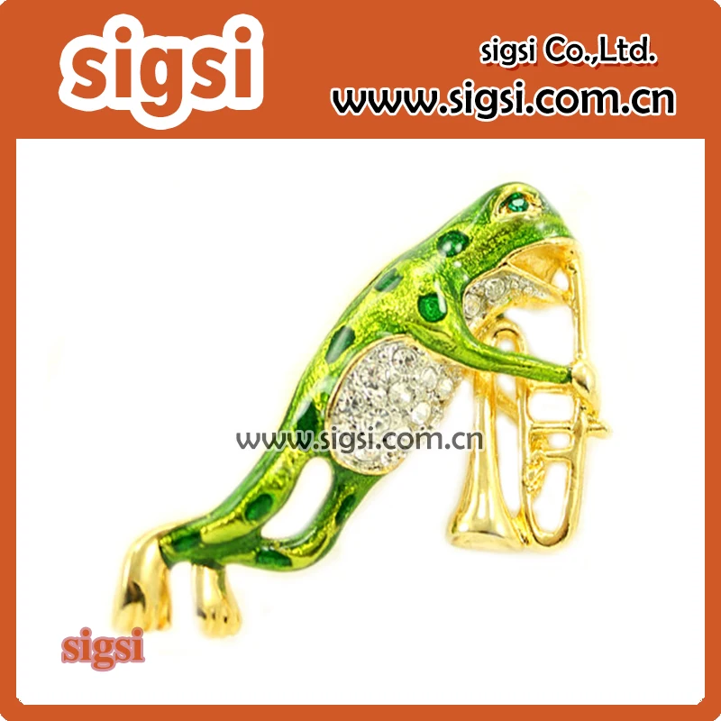 

100pcs Fashion 50mm wholesale cute frog with Saxophone enamel rhinestone brooch pin for gift/party