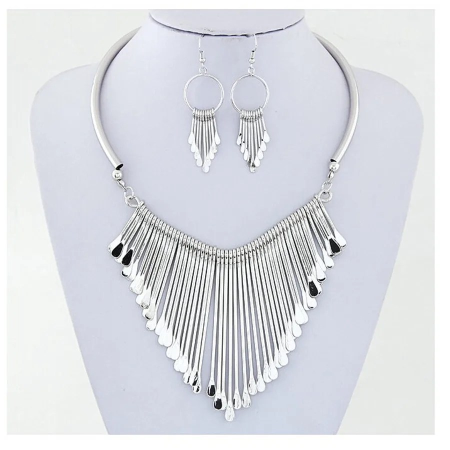 Ahmed Jewelry Geometry Fashion Metal Tassel Jewelry Set Necklace Earring For Woman New Boho Maxi Statement Collar Necklace HOT