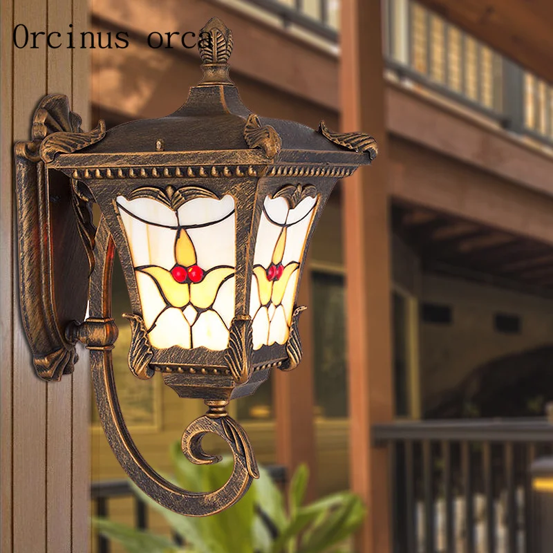 

American retro color engraving outdoor wall lamp Courtyard Villa corridor balcony European waterproof LED outdoor wall lamp