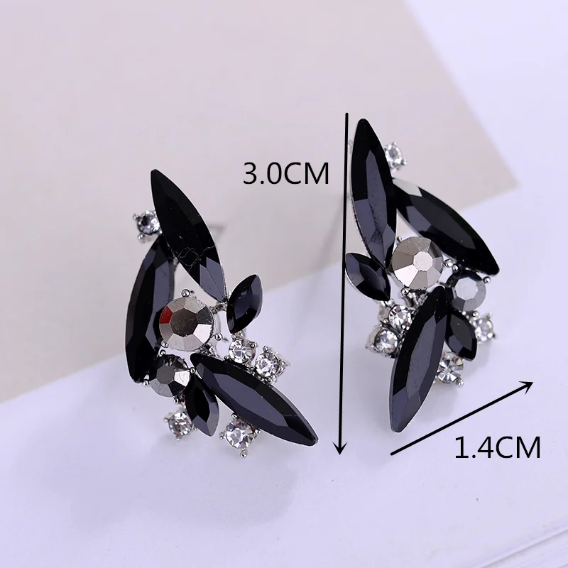 Novelty Irregular Acrylic Crystal Stone Piercing Earrings Fashion Rhinestone Women Stud Earrings Christmas Gift Party Jewelry