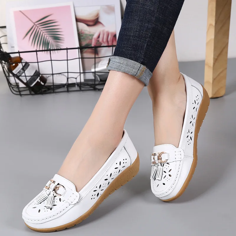 Women's flat Genuine Leather Shoes Woman Loafers Slip-On Female Flats Moccasins Ladies Driving Shoe Cut-Outs Mother Footwear