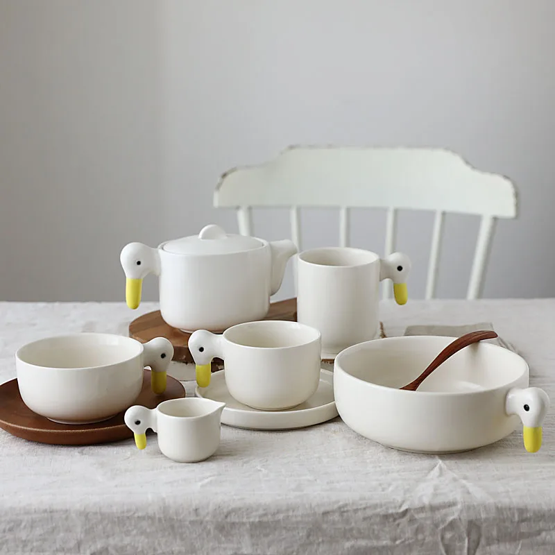 New Arrival Creative Design Ceramic Yellow Duck Low Gloss Glaze Originality Modelling Teapot/Mug/Teacup&Saucer/Milk Cup