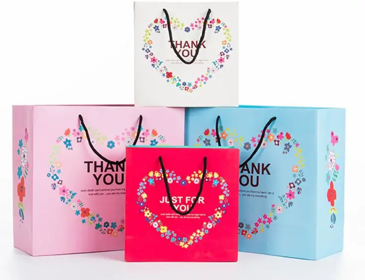 

100pcs/lot- Three Size(S M L ) Floral Wreath Of Love "Thank You" Gift Bag Hand Bag High-grade Packaging Bag Paper Bag SN1811